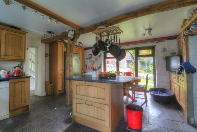 6 - kitchen 3