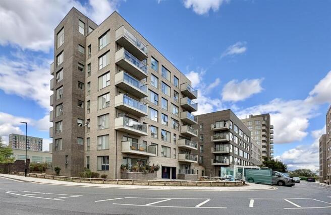 Bawley Court For Sale by Barrain