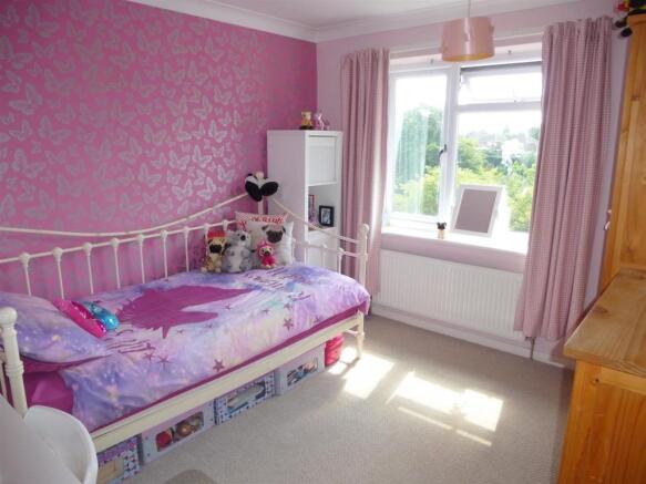 Bed2.JPG