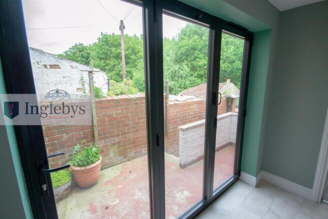 3 bed Terraced for sale Image 7