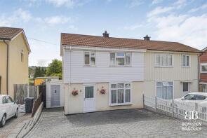 212, Burrow Road, Chigwell IG7 4NQ