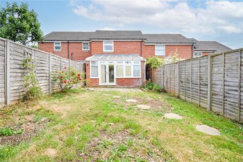 Harrington Close, Newbury, Berkshire, RG14