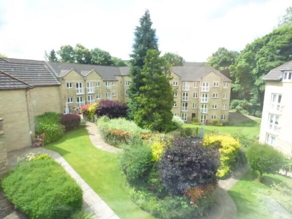 2 bed Apartment for sale Image 10