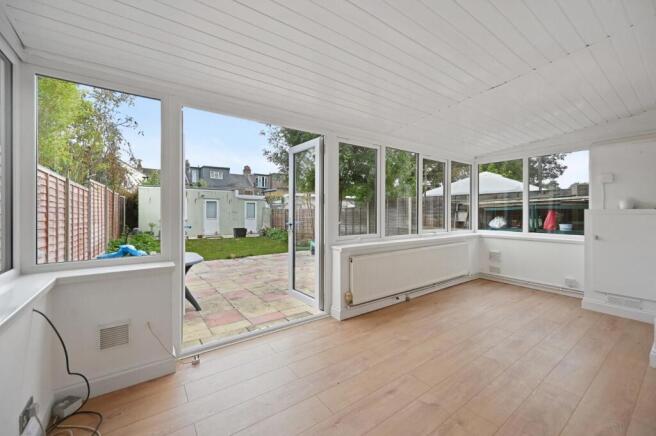 Carlyle Road, Ealing photo 4