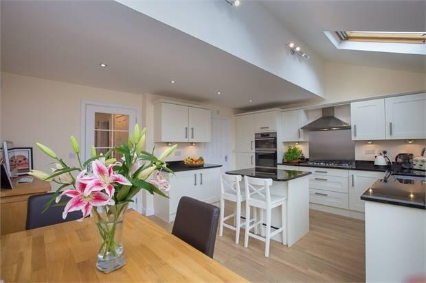 KITCHEN CONT-D