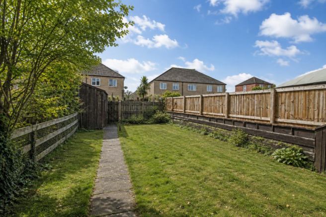 3 bed Terraced for sale Image 7