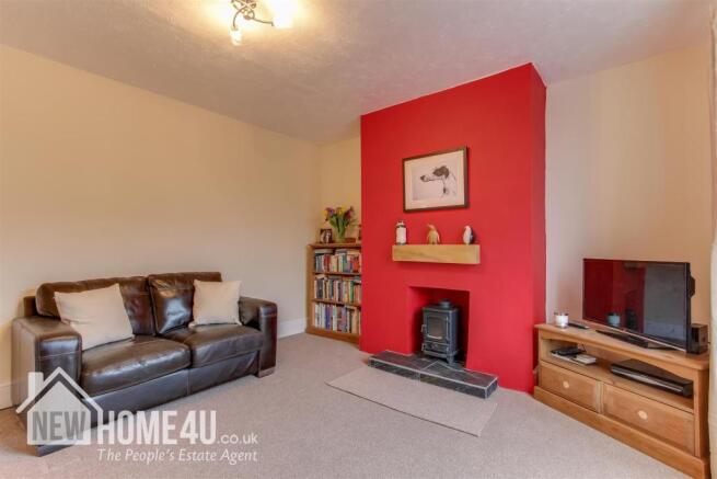 LOUNGE: