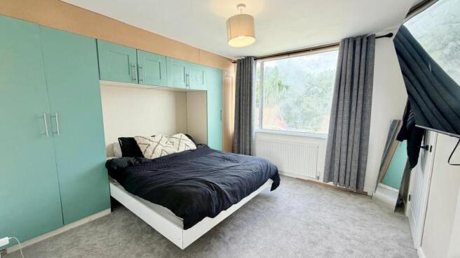 3 bed Semi-Detached Bungalow for sale Image 7