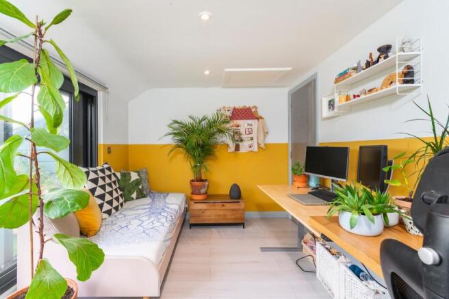 WEIVNOVA6 - Bedroom A.jpg