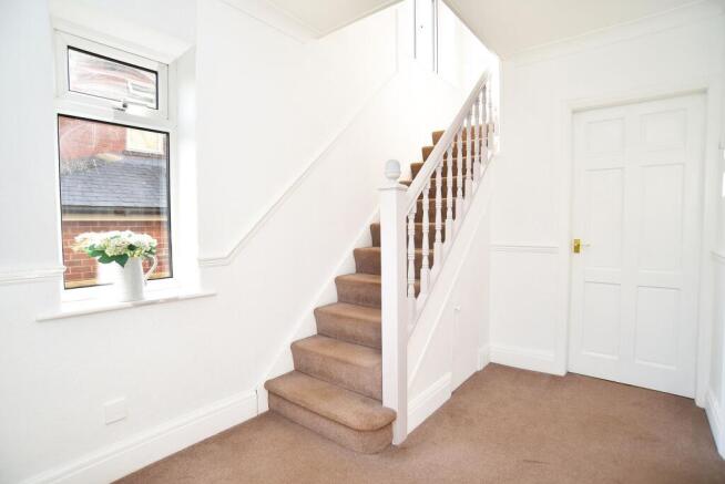 3 bed Semi-Detached for sale Image 11