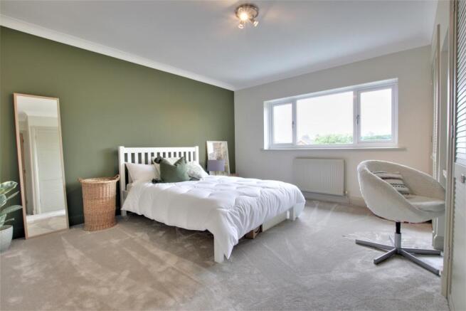 BEDROOM 2