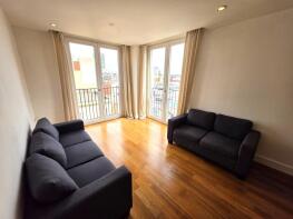 13, Hayes Apartments, The Hayes, Cathays, Cardiff CF10 1AQ