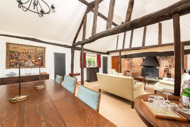 Sitting/Dining Room