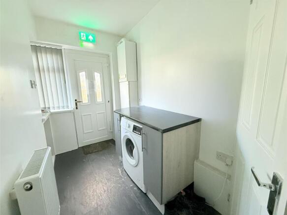 1 bed Apartment to rent Image 5