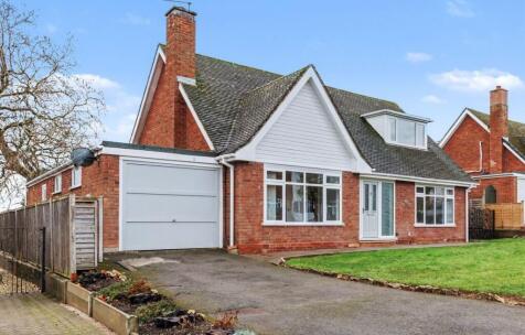 Simon De Montfort Drive, Evesham, Worcestershire, WR11