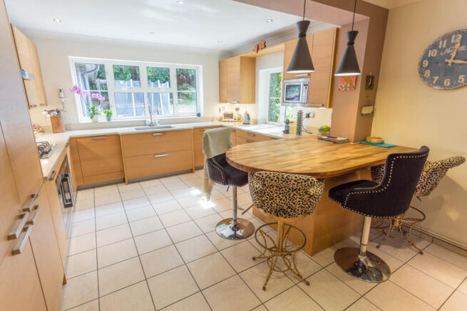 Kitchen/Breakfast Room