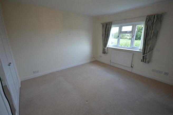 Master Bedroom.JPG