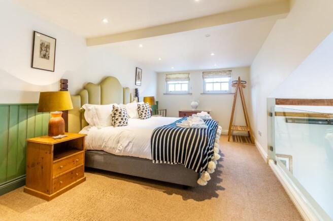 2 bed Detached to rent Image 8