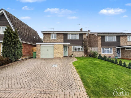 Runnymede Avenue, Bournemouth, BH11 9