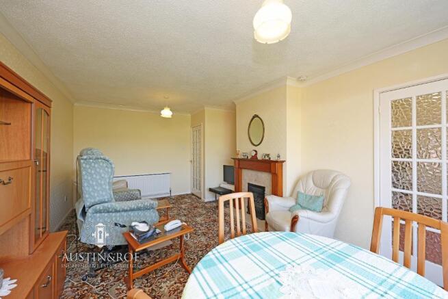 Coombe Park Road, Stone, Staffordshire, ST15 0AY photo 4