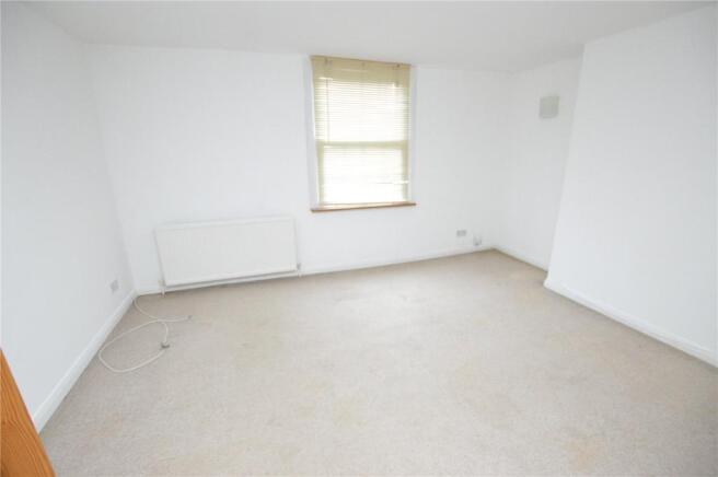 Lounge/Bedroom 3
