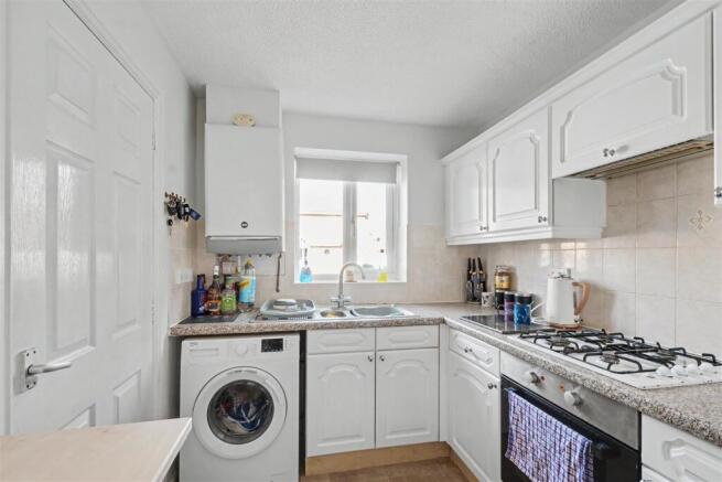 Kitchen_2.jpeg