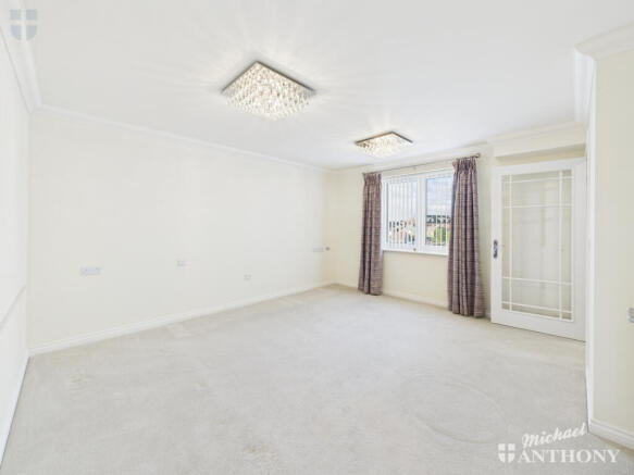 CAM03852G0-PR0478-STILL004