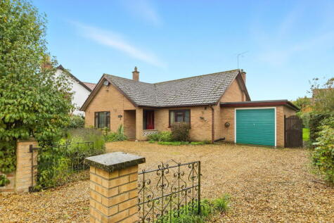 Millers Square, Attleborough NR17