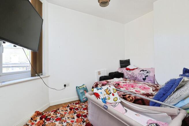 4 bed Block of Apartments for sale Image 10