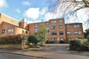 32, Homegrove House, Grove Road North, Southsea PO5 1HN