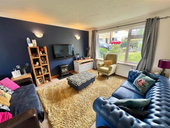 Bramleys Estate Agents - Stocks Drive - Shepley (1