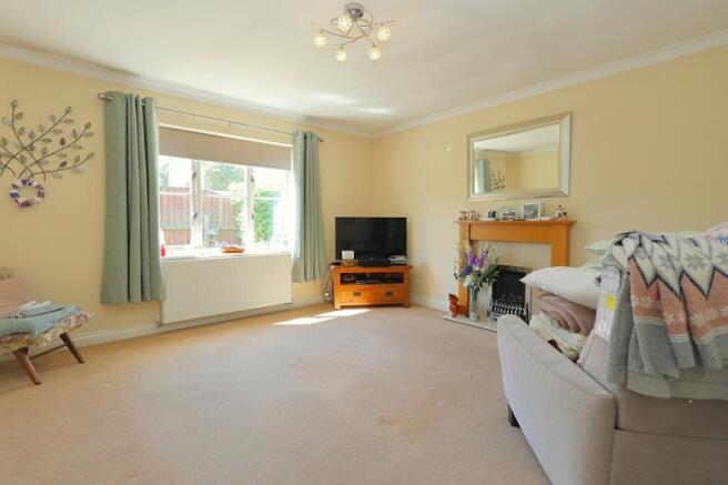 2 bed Bungalow for sale Image 5