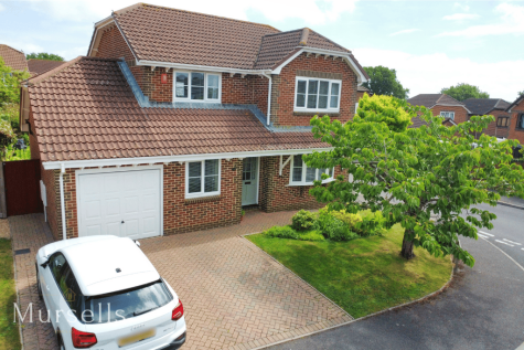 Trenchard Meadow, Lytchett Matravers, Poole, BH16
