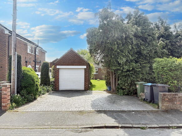 3 bed Semi-Detached for sale Image 12