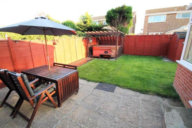 rear garden.JPG