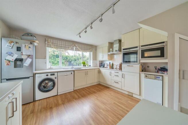 Kitchen / Breakfast room
