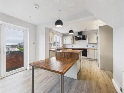Salisbury Road, Dronfield