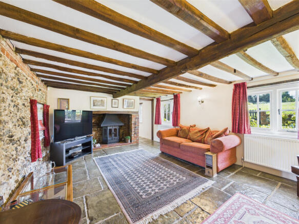 CAM01354G0-PR0492-STILL001