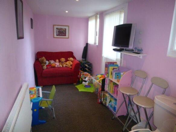 FAMILY ROOM/PLAYROOM