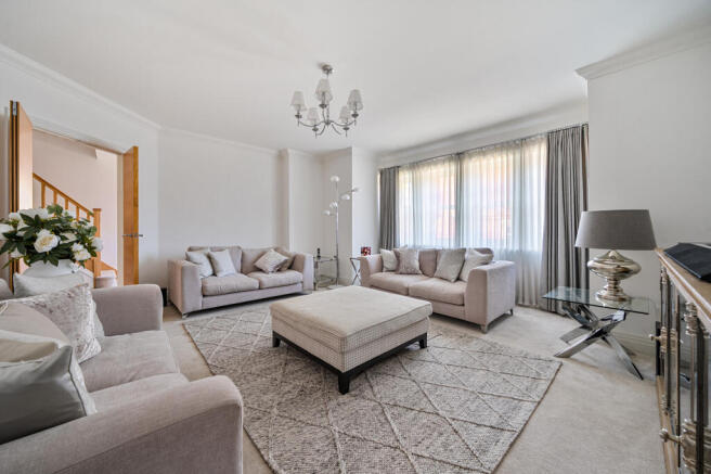 Butterwick Way, Welwyn, AL6 photo 4