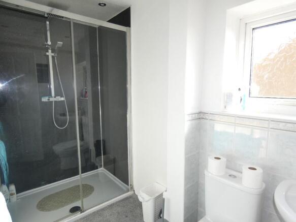 4 bed Semi-Detached for sale Image 7