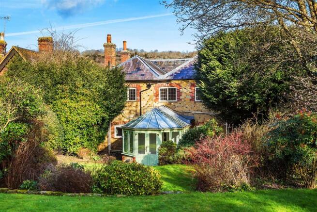 house. partnership Shere