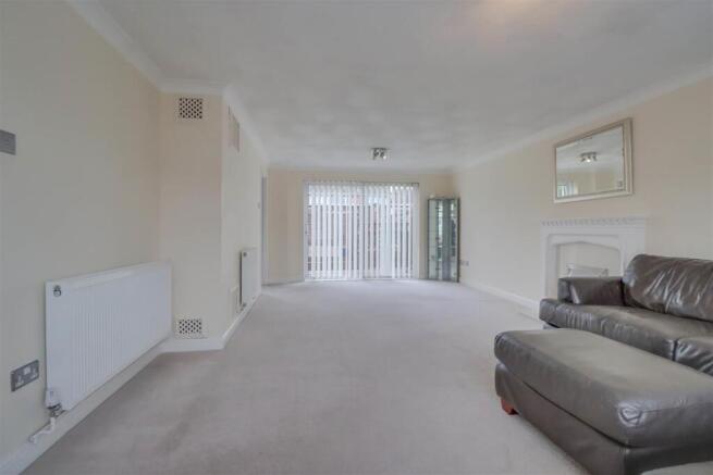 81 BEAUCHAMPS DRIVE NEW.jpg