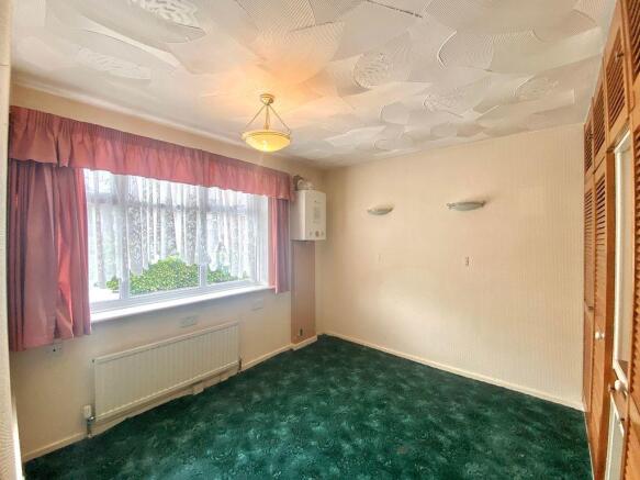 Bedroom 2 (Double)