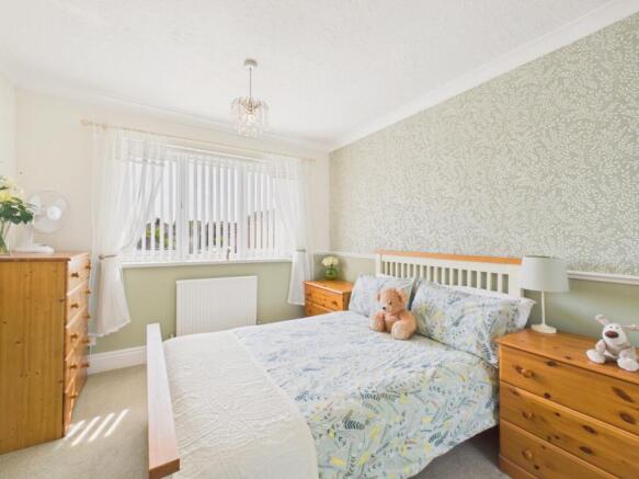 2 bed Semi-Detached for sale Image 8