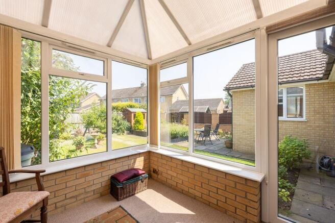 2 bed Semi-Detached Bungalow for sale Image 11