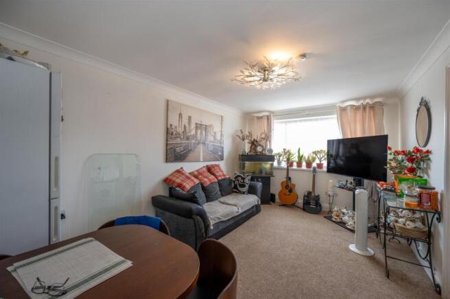 Southwood Road, Hayling Island photo 4