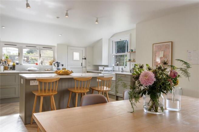 Kitchen/Breakfast Rm