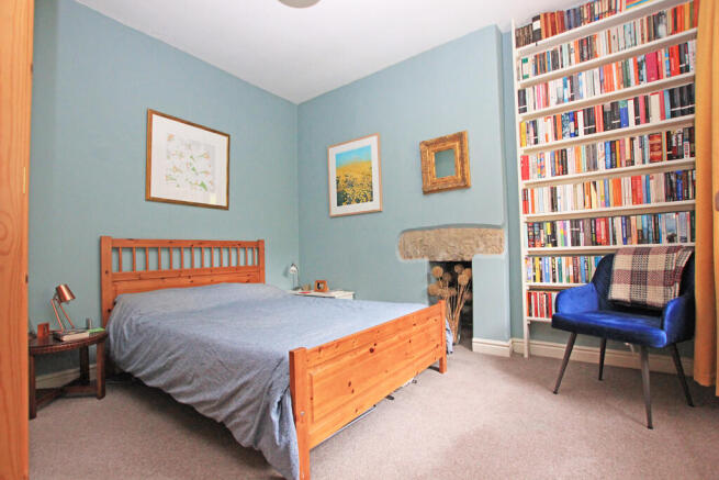 Photo 8