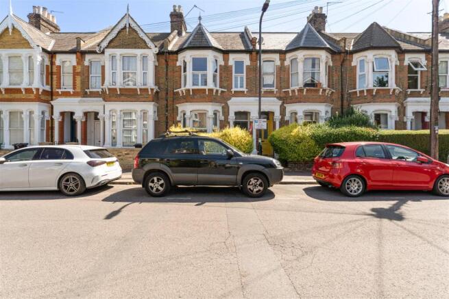 Cleveland Park Avenue, E17
